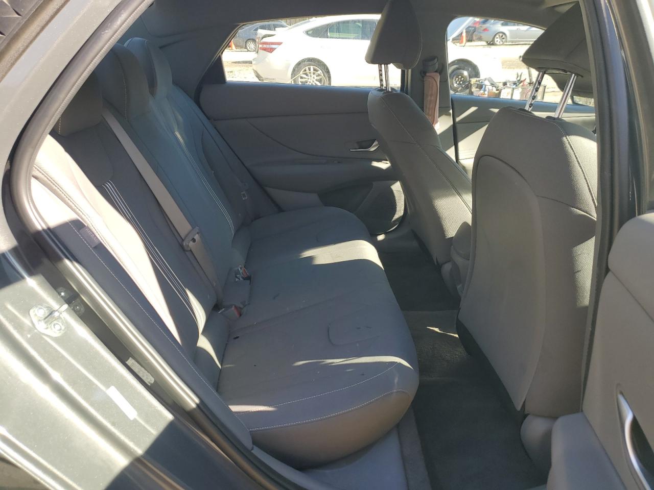 2024 Hyundai Elantra - Image 10