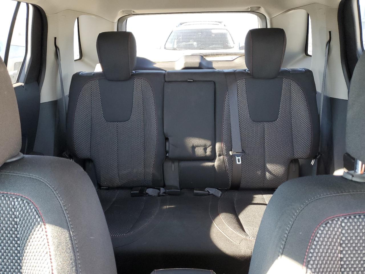 2012 GMC Terrain - Image 10