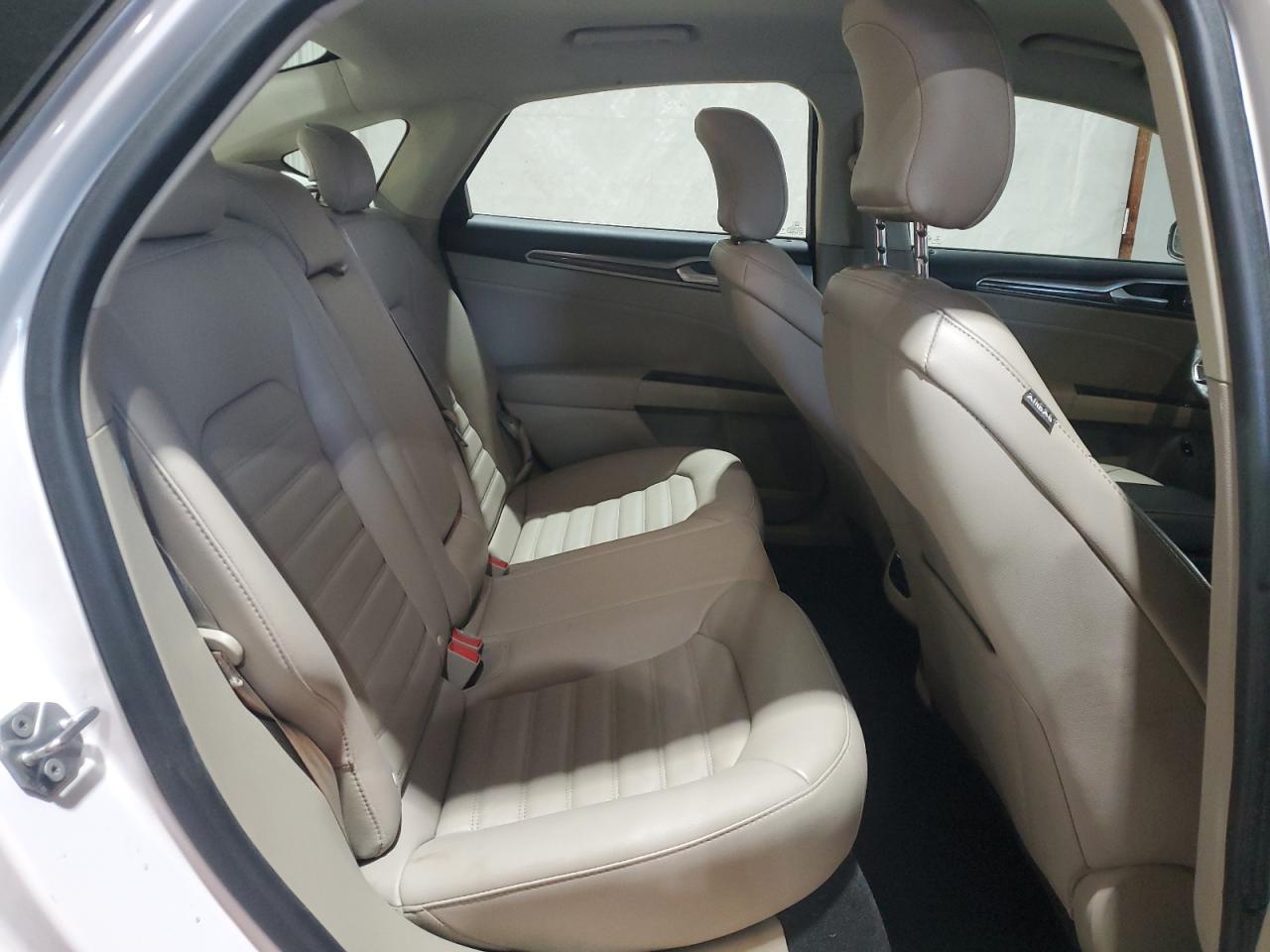 2018 Ford Fusion - Image 10