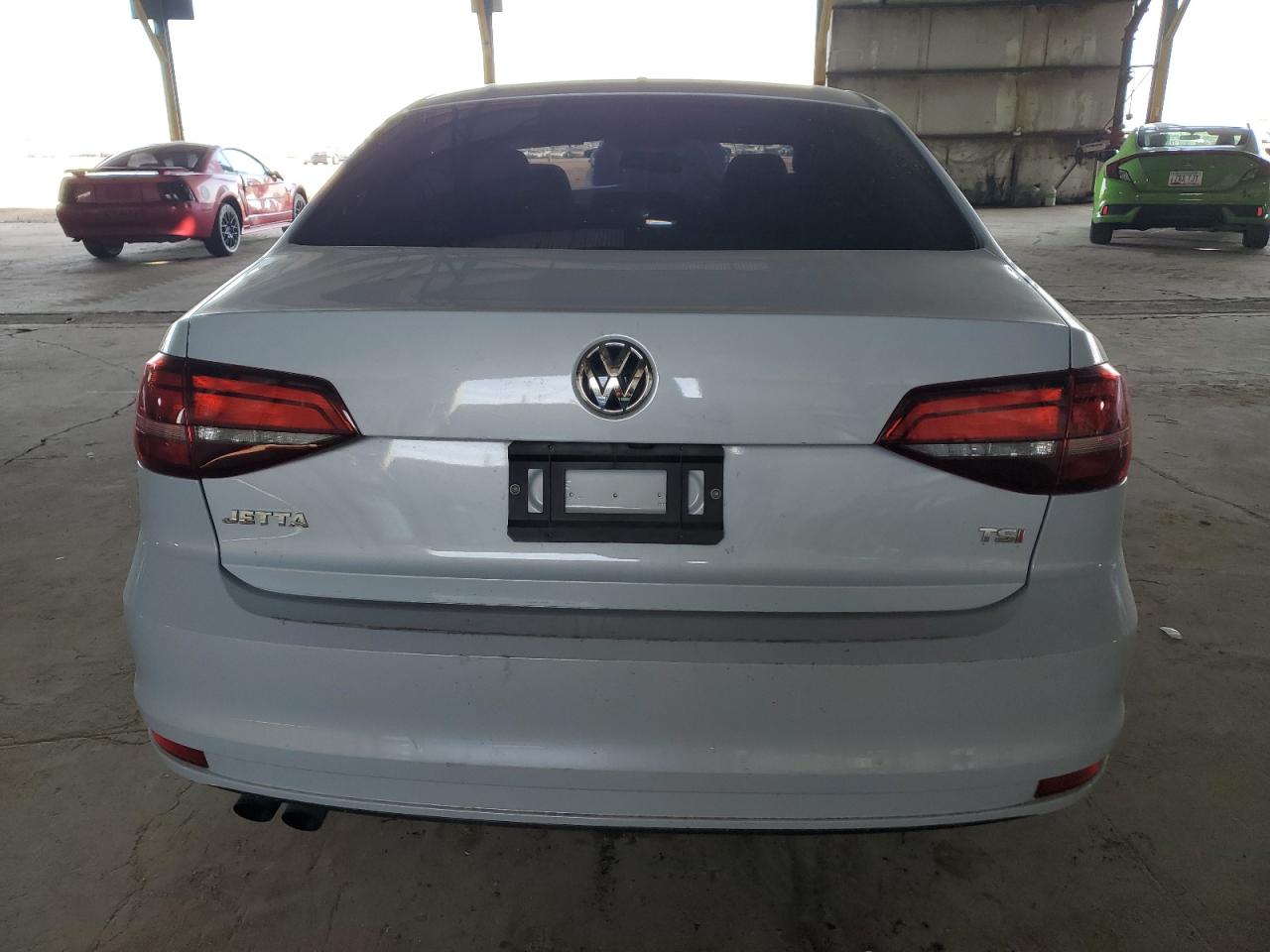 2017 Volkswagen Jetta - Image 6