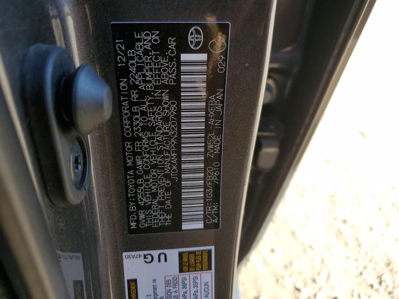 2022 Toyota Prius - Image 14