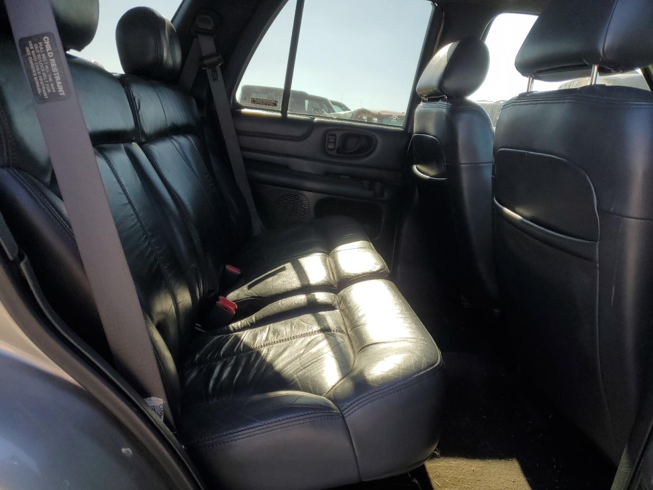 2000 Chevrolet Blazer - Image 11