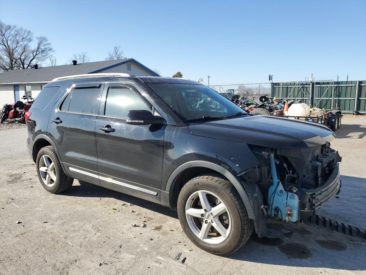 2016 Ford Explorer - Image 4