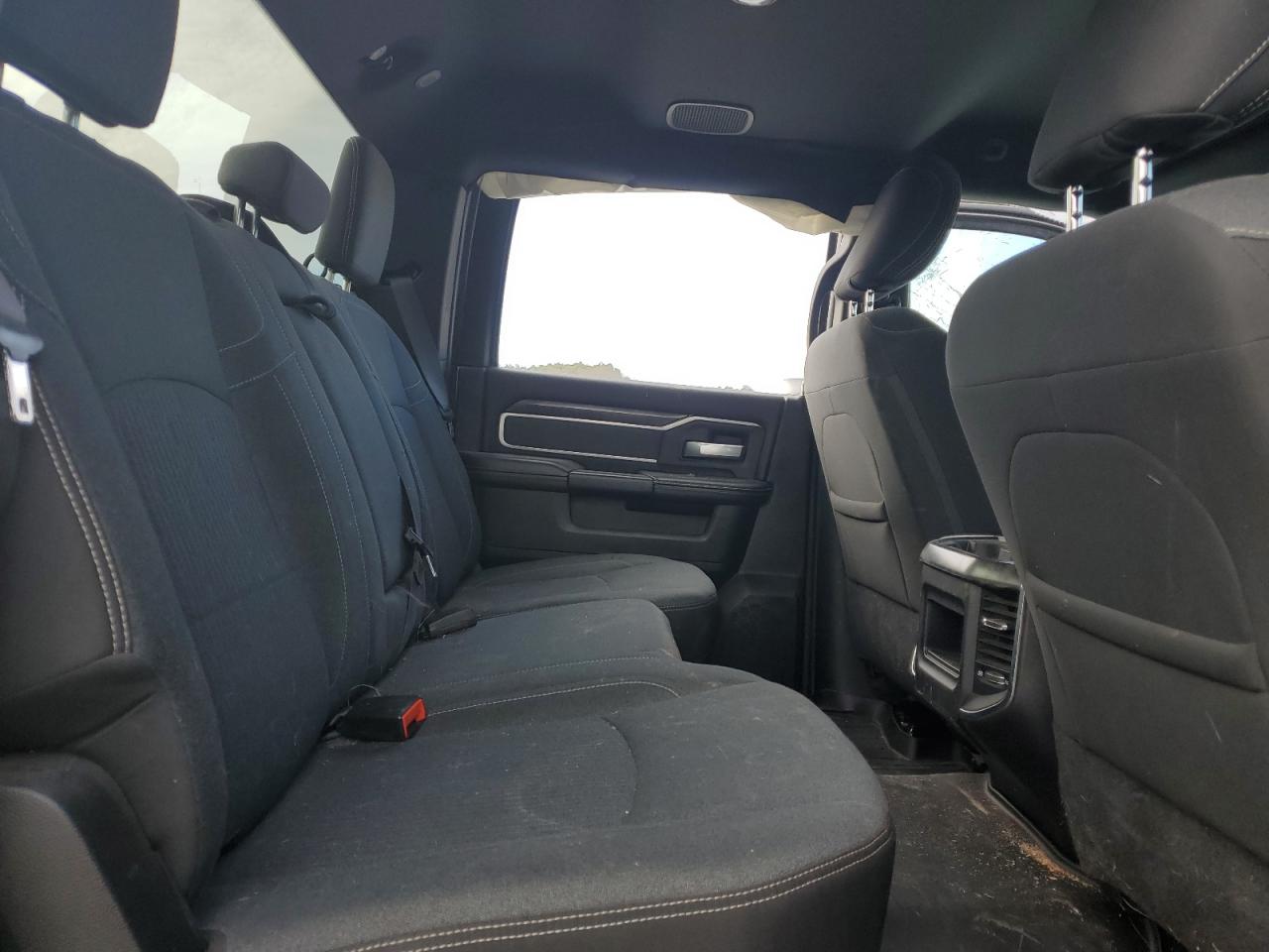 2019 RAM 2500 - Image 11