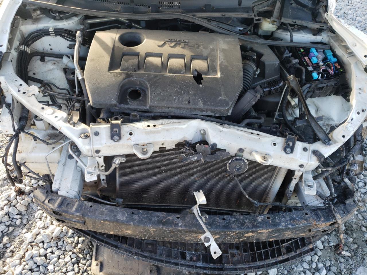 2016 Toyota Corolla - Image 11