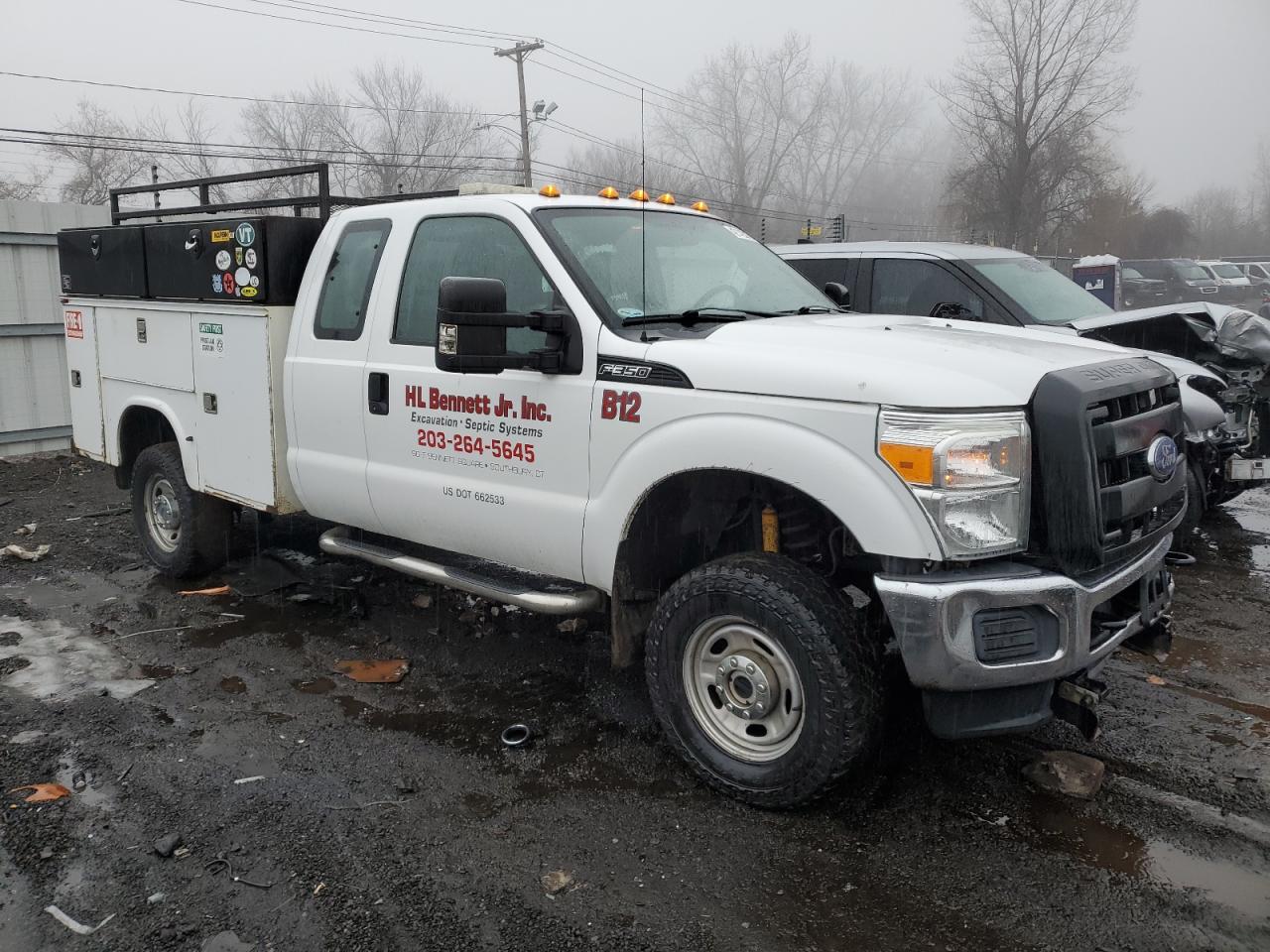2016 Ford F350 - Image 4