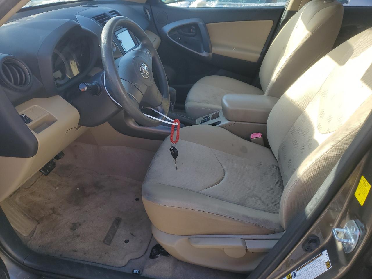 2010 Toyota RAV 4 - Image 7