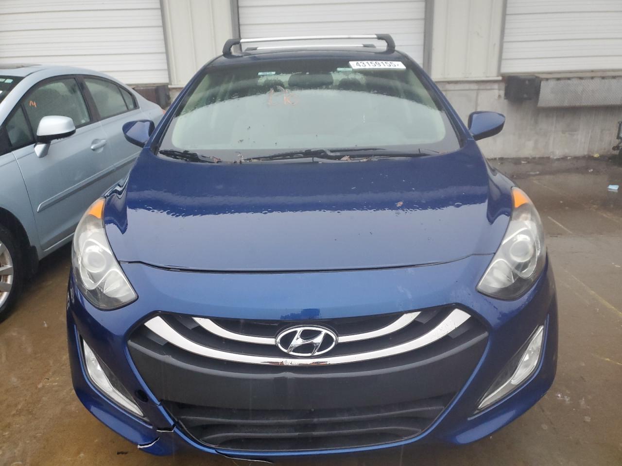 2013 Hyundai Elantra - Image 5