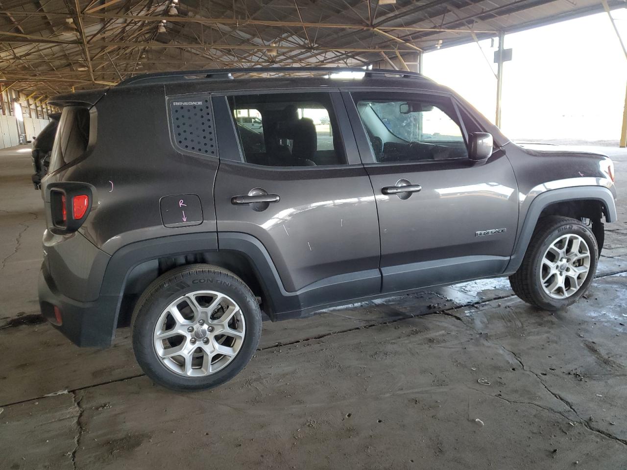 2016 Jeep Renegade - Image 3