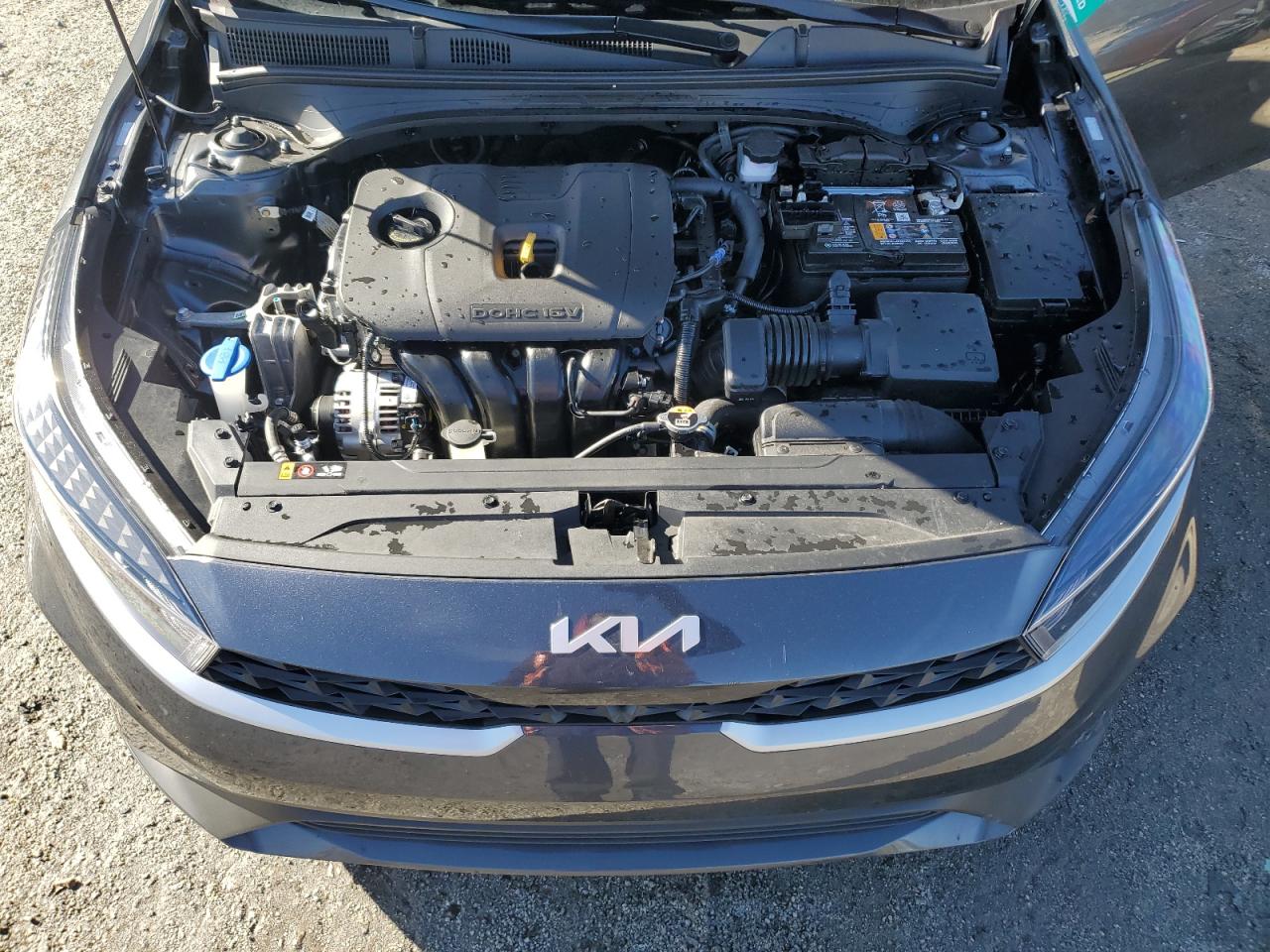 2024 Kia Forte - Image 11