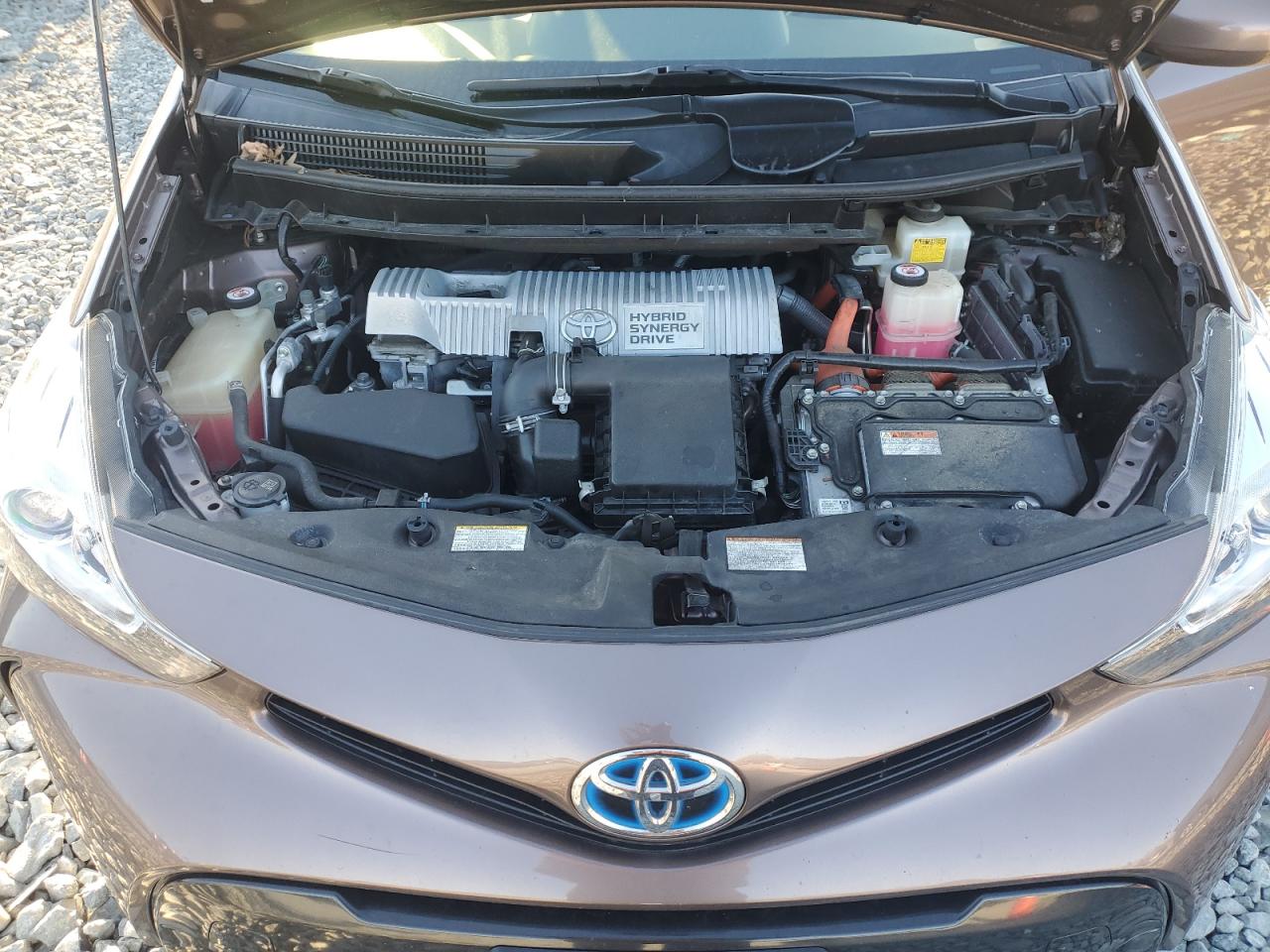 2017 Toyota Prius - Image 11
