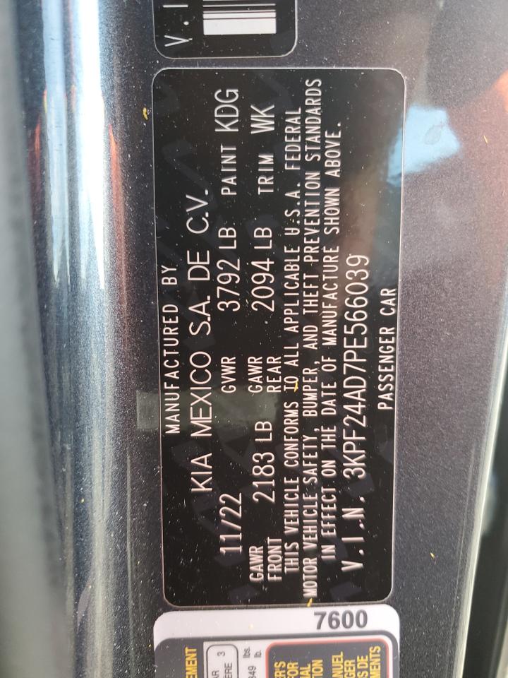 2023 Kia Forte - Image 13