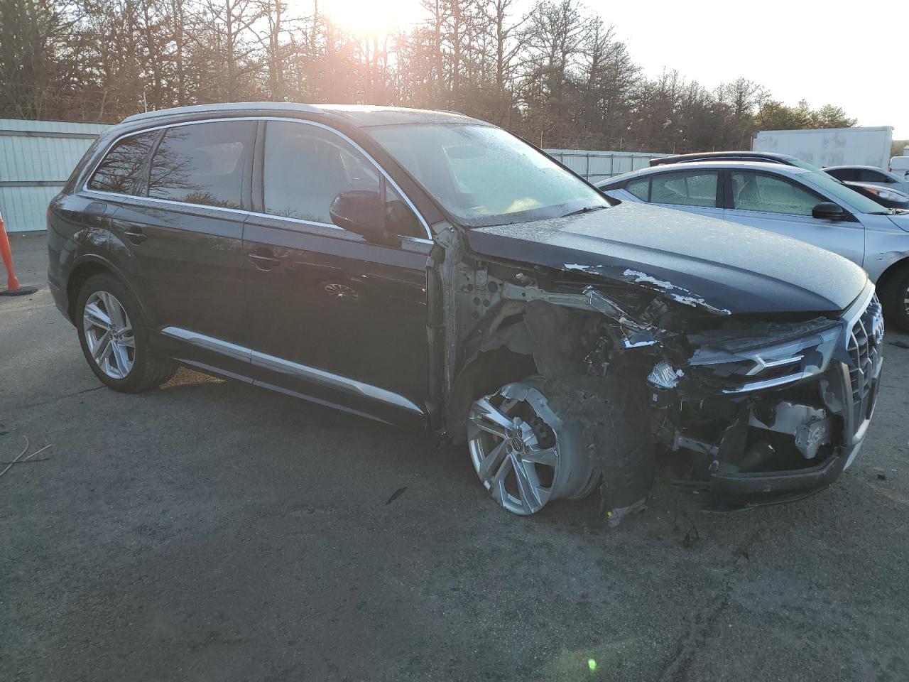 WA1LJAF74LD011658 Audi Q7 2020. Фото: 3