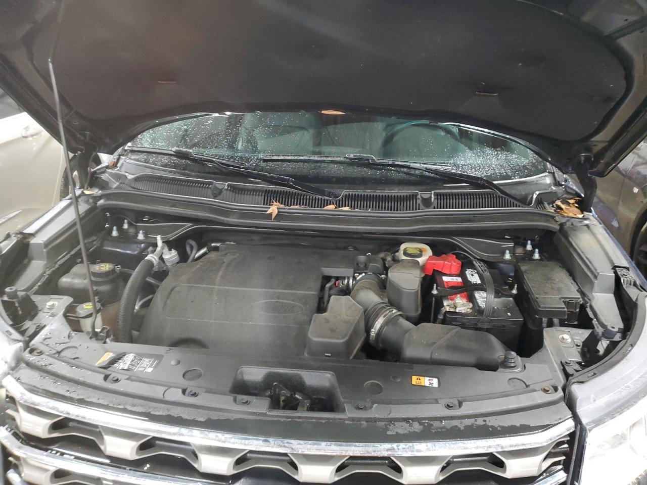 2017 Ford Explorer - Image 12