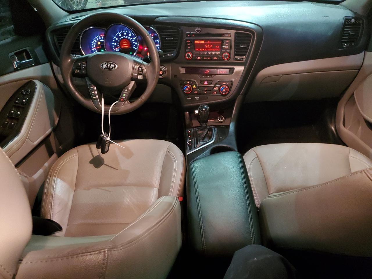 2013 Kia Optima - Image 8