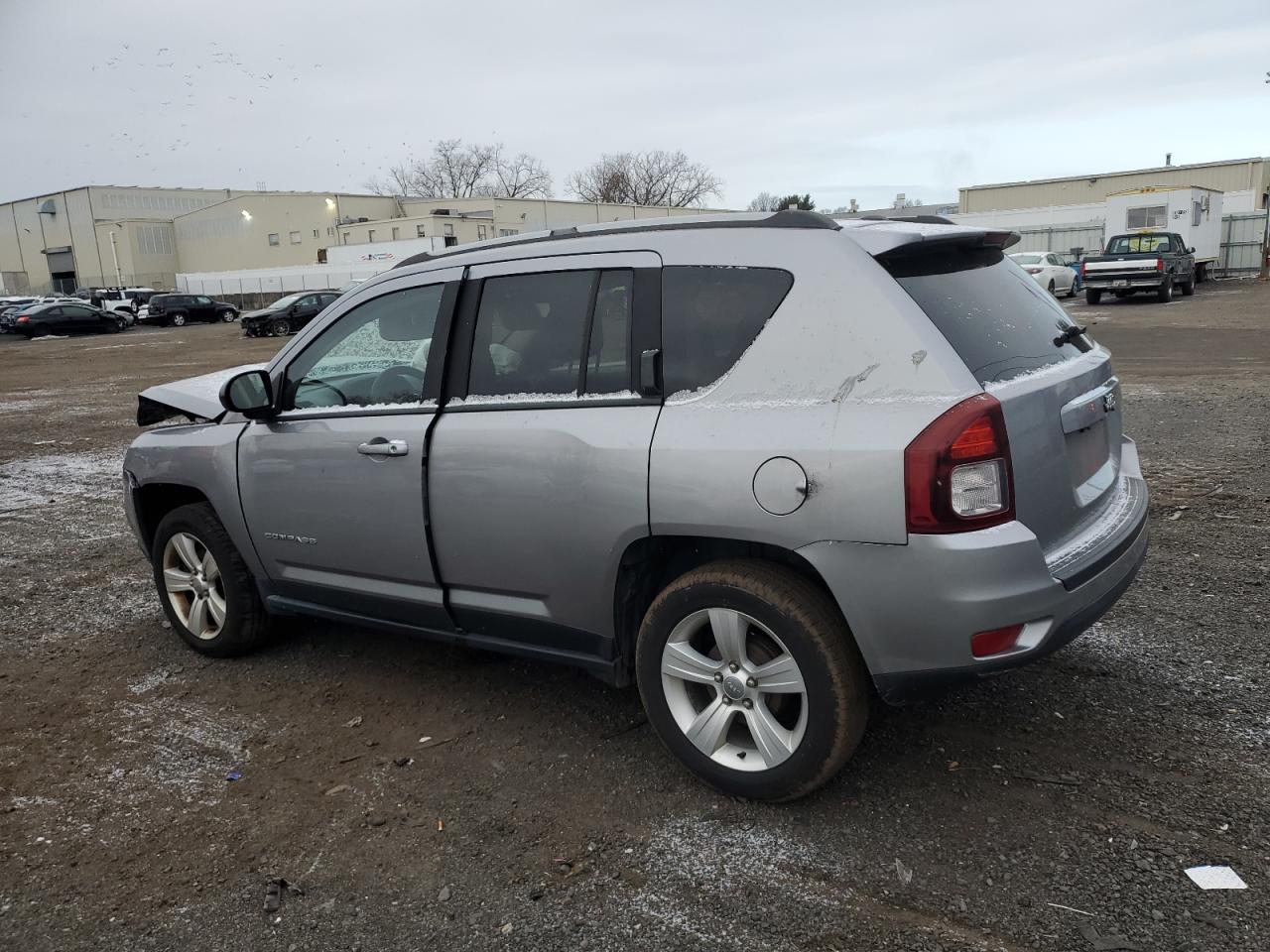 1C4NJCBA9GD641614 2016 JEEP COMPASS - Image 2