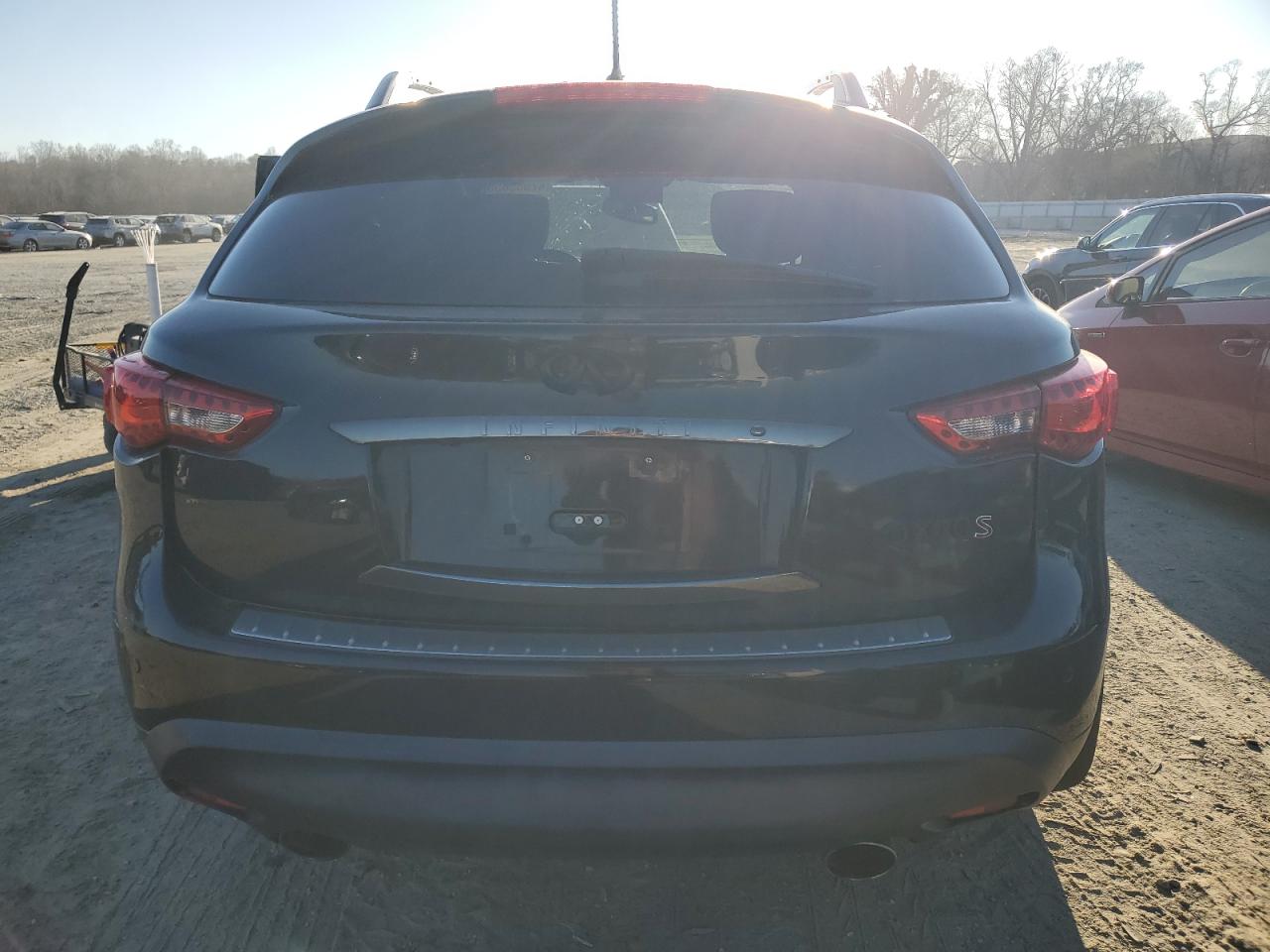 2016 Infiniti QX70 - Image 6