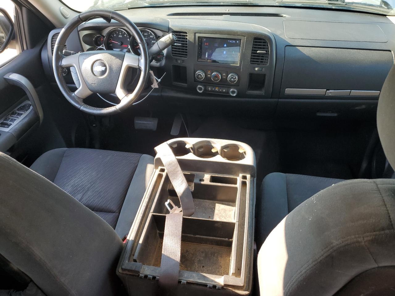 2009 Chevrolet Silverado - Image 8