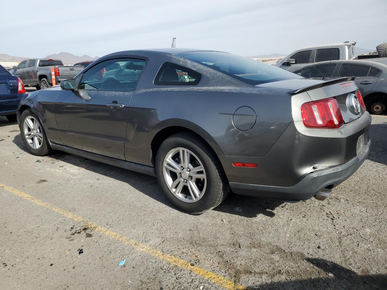 2011 Ford Mustang - Image 2
