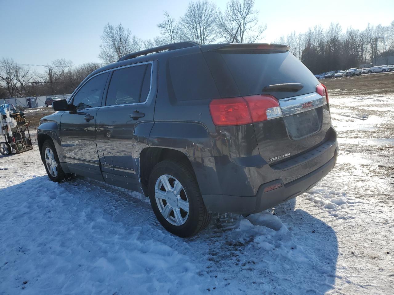 2015 GMC Terrain - Image 2