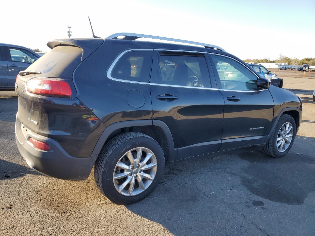 2016 Jeep Grand Cherokee - Image 3