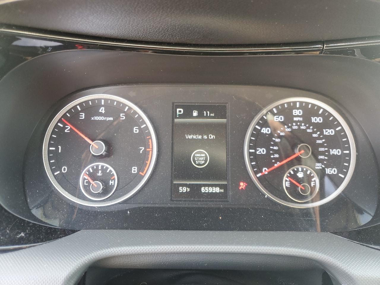 2022 Kia K5 - Image 9