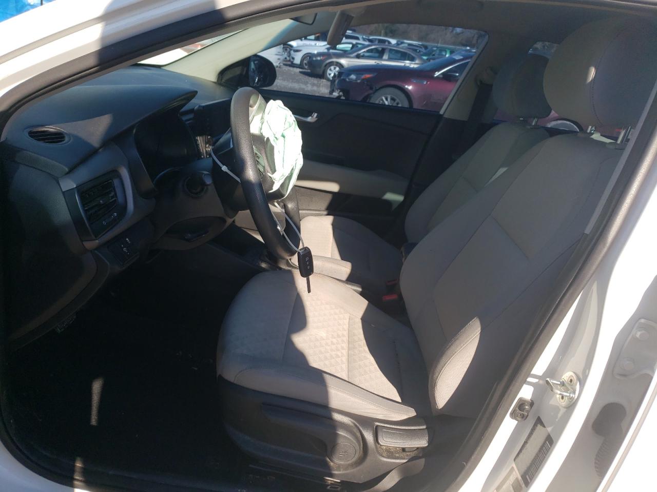 2018 Kia Rio - Image 7
