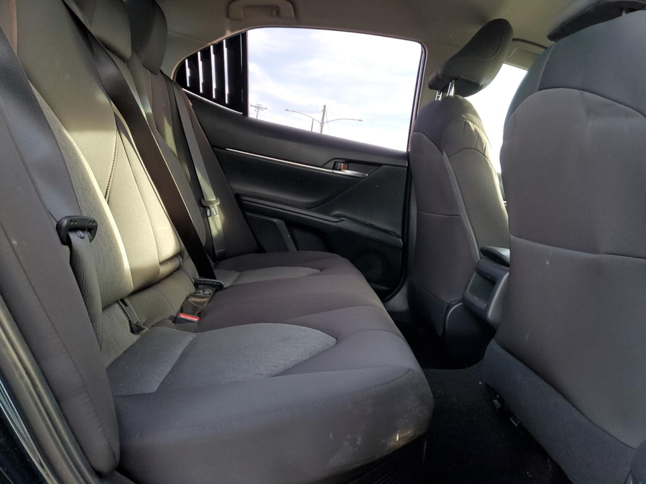 2018 Toyota Camry - Image 11