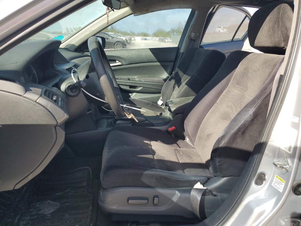 2010 Honda Accord - Image 7