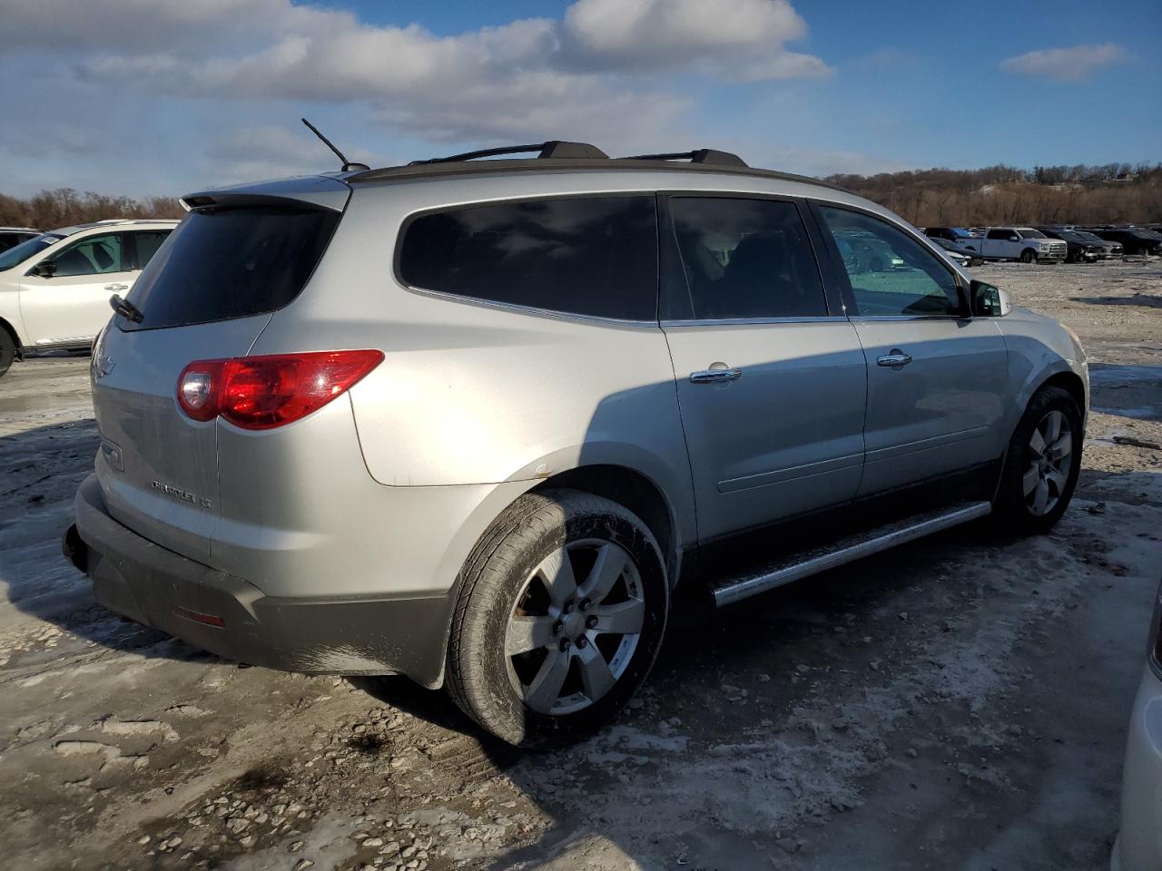 2012 Chevrolet Traverse - Image 3