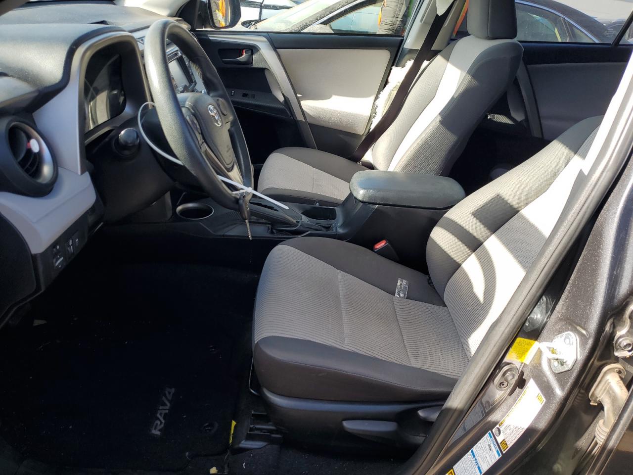 2015 Toyota RAV 4 - Image 7