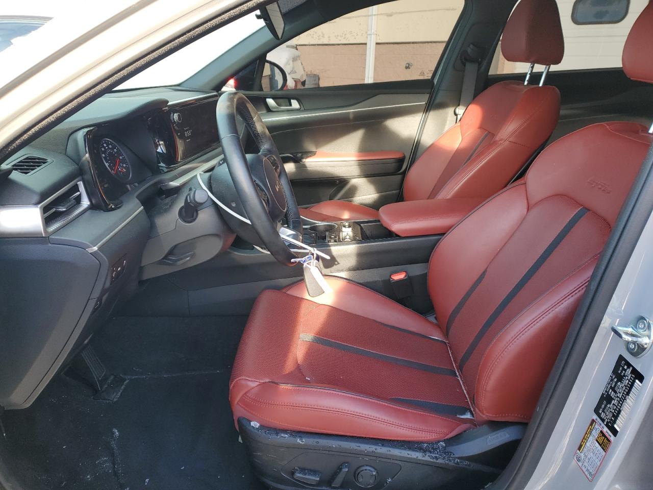 2024 Kia K5 - Image 7