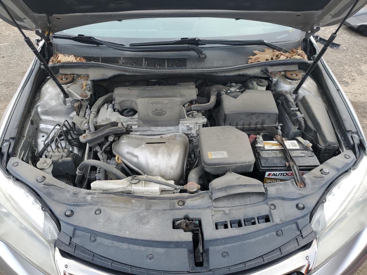 2016 Toyota Camry - Image 11