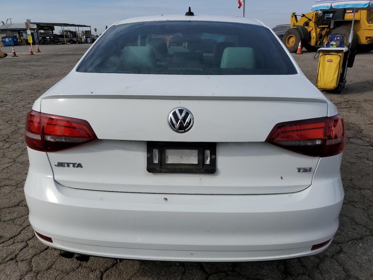 2017 Volkswagen Jetta - Image 6