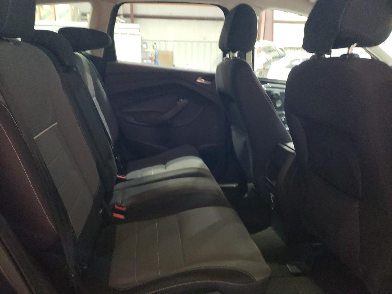 2014 Ford Escape - Image 11
