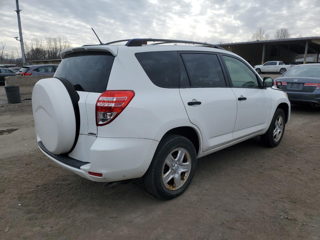 2012 Toyota RAV 4 - Image 3