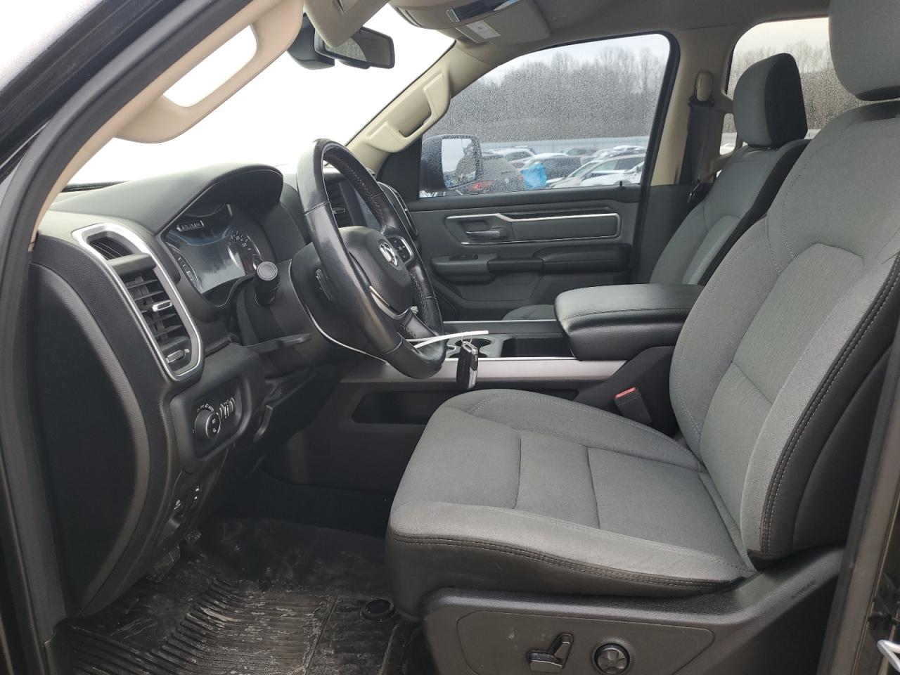 2019 RAM 1500 - Image 7