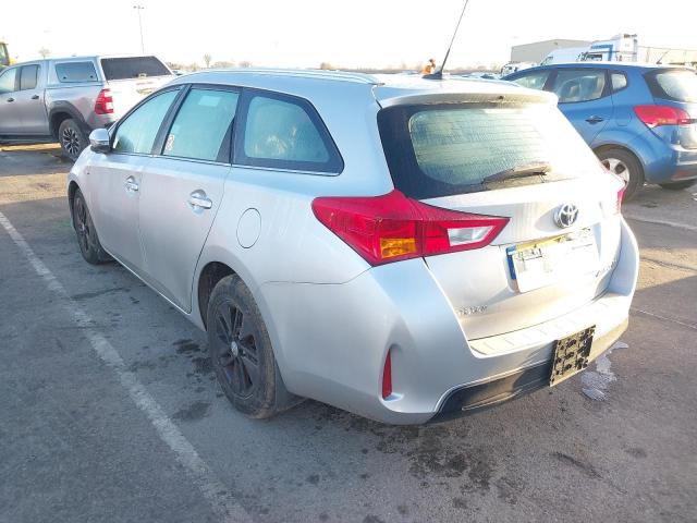 2013 TOYOTA AURIS ICON