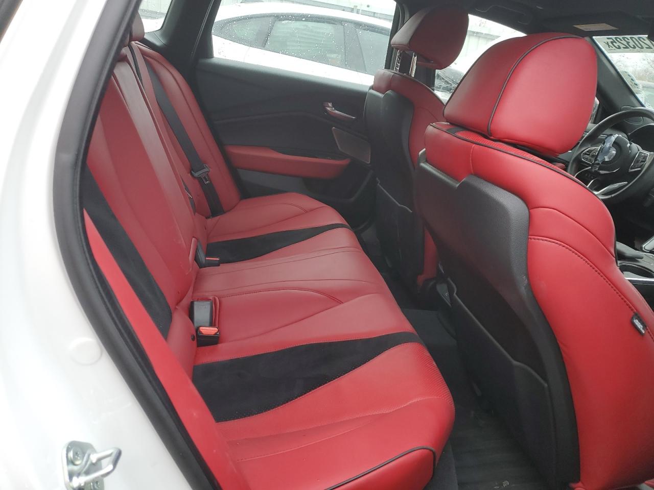 2024 Acura TLX - Image 10