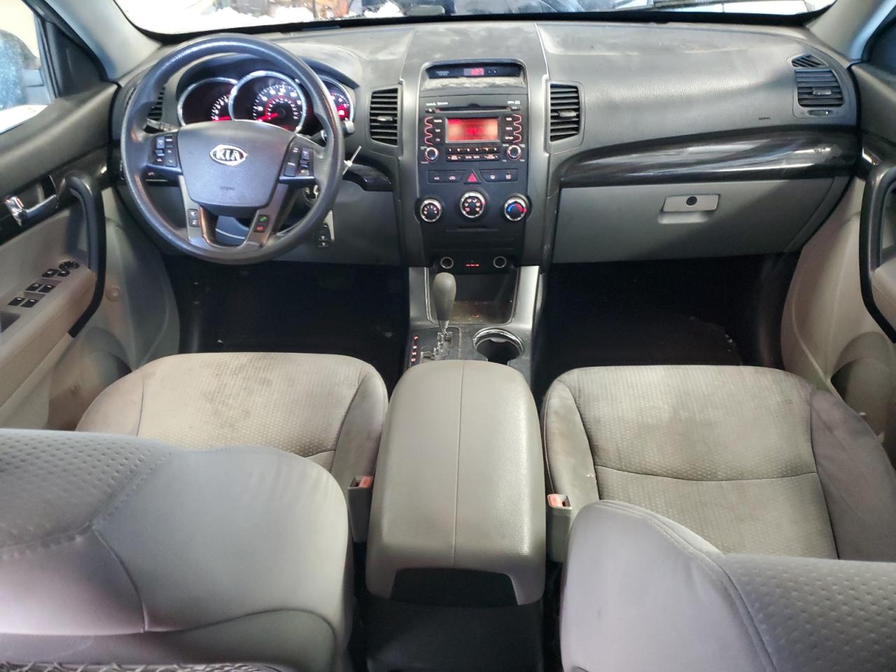 2011 Kia Sorento - Image 8