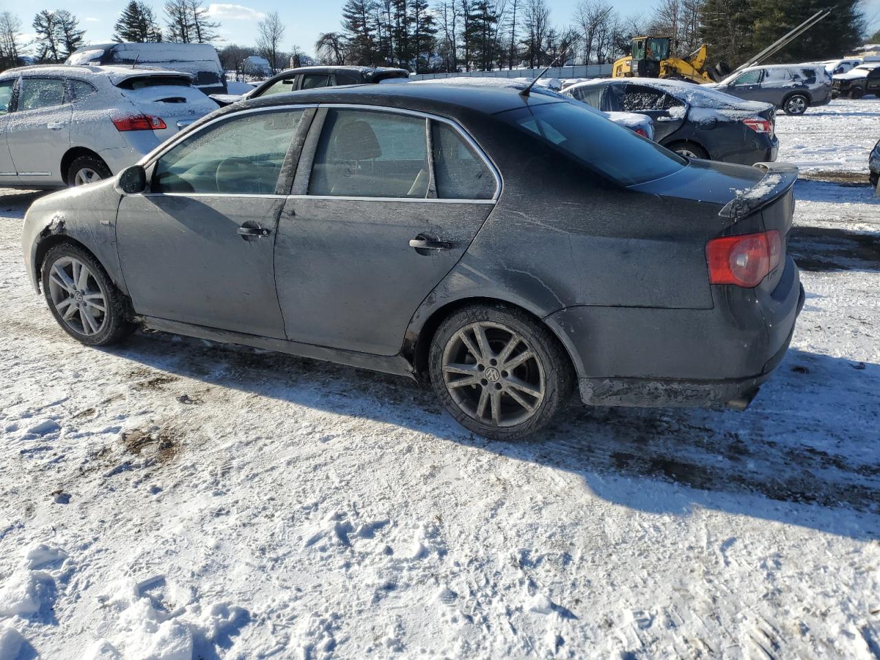 2007 Volkswagen Jetta - Image 2