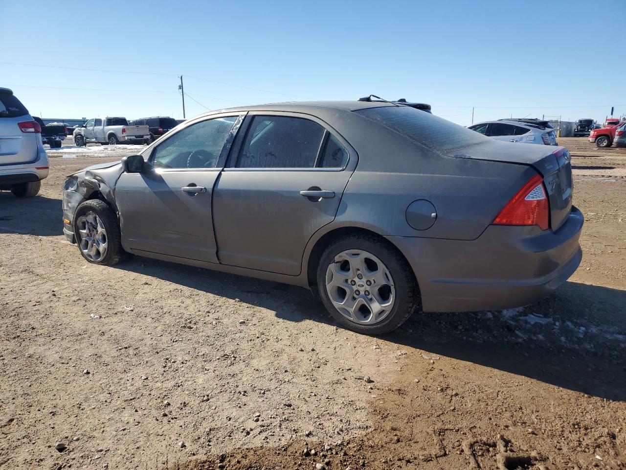 2011 Ford Fusion - Image 2