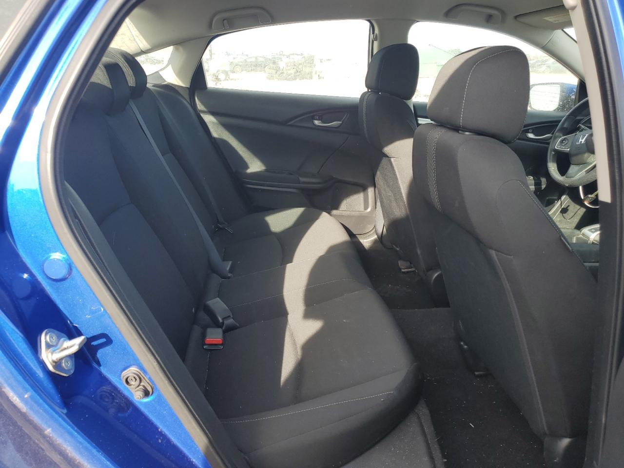 2018 Honda Civic - Image 10