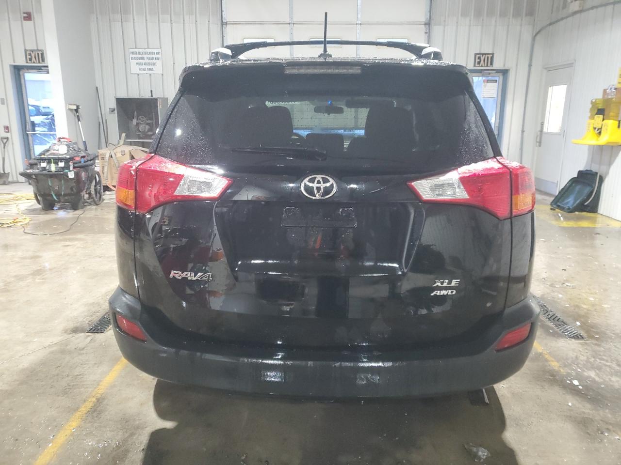 2015 Toyota RAV 4 - Image 6