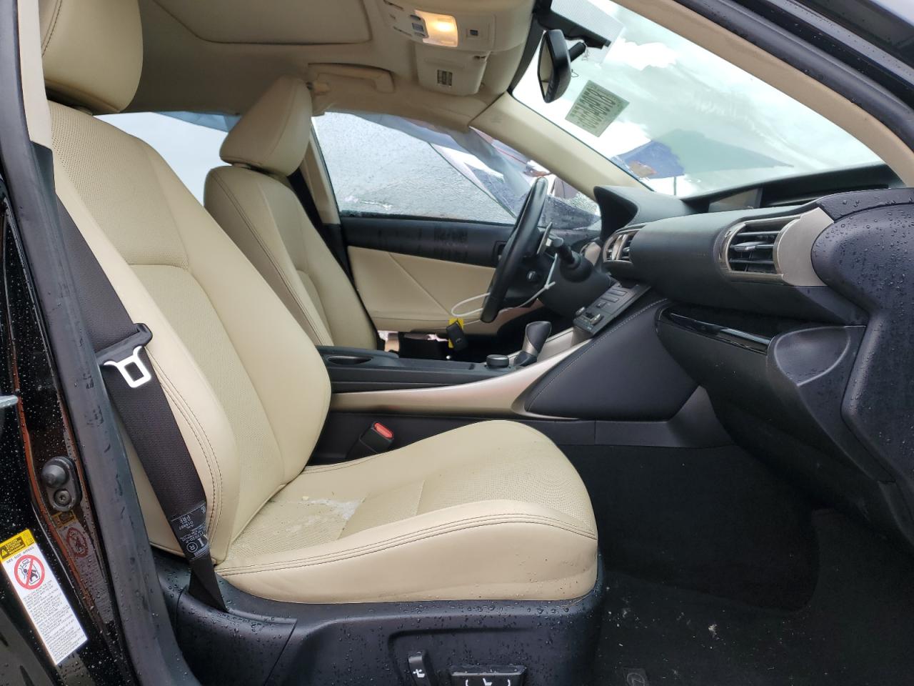 2015 Lexus IS - Image 7
