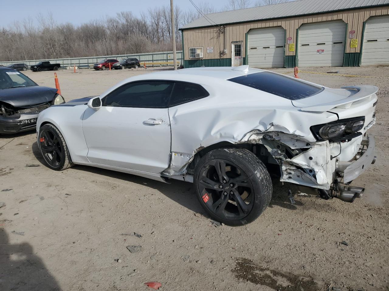 2019 Chevrolet Camaro - Image 2