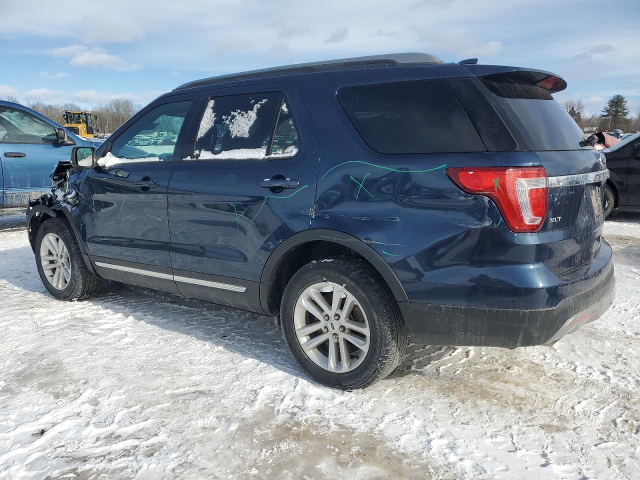 2017 Ford Explorer - Image 2