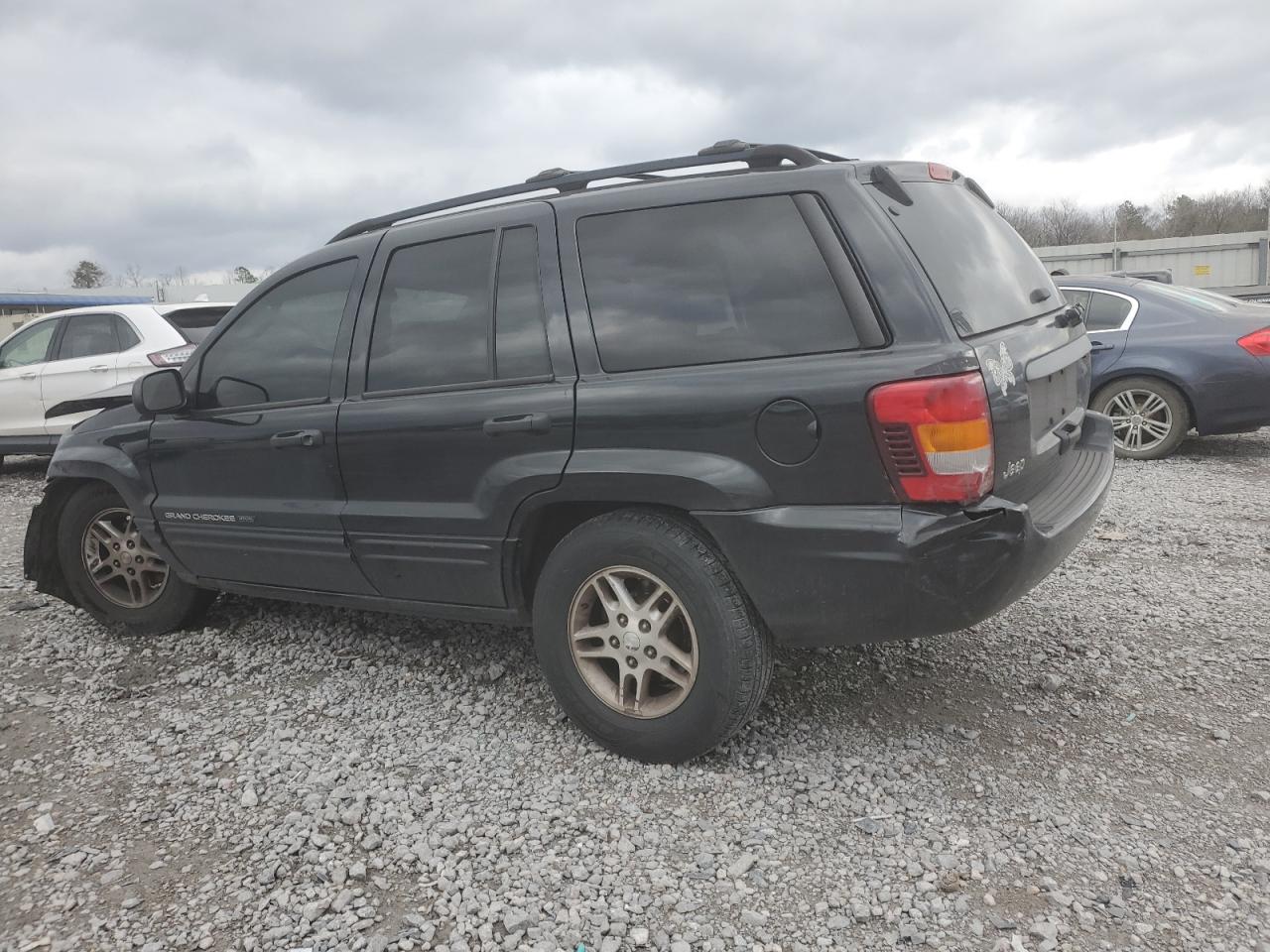 2004 Jeep Grand Cherokee - Image 2