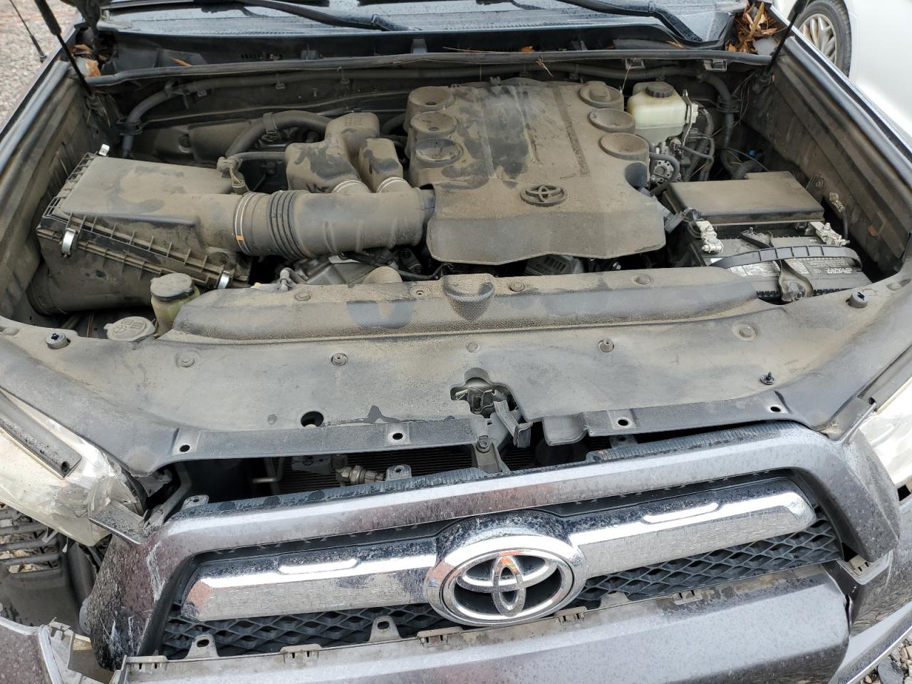 2012 Toyota 4Runner - Image 12