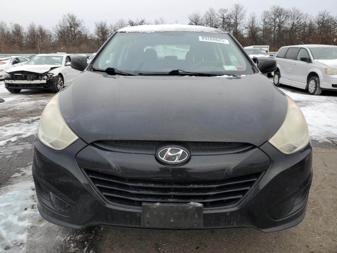 2010 Hyundai Tucson - Image 5